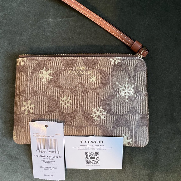New Coach compact snowflakes wallet - Picture 1 of 5